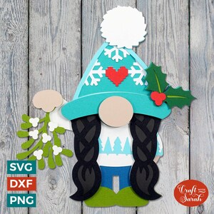Gnomo de muérdago SVG / Archivos de corte de gonk navideño festivo femenino en capas