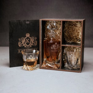 Premium Whiskey Gift for Men - Personalized Bourbon Decanter Set with Whiskey Stones - Crystal Glasses Set - Boyfriend Gift - Gift for Him
