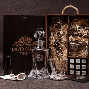 Luxury Engraved Crystal Decanter Set, Personalized Whiskey Decanter and Glasses - Great Gift for Men, Boyfriend Gift, Gift for Him