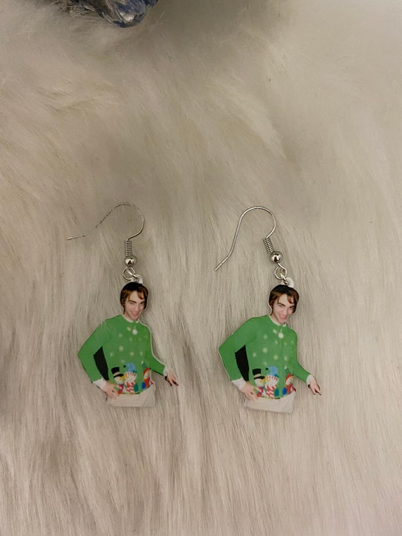 robert pattinson in green sweater