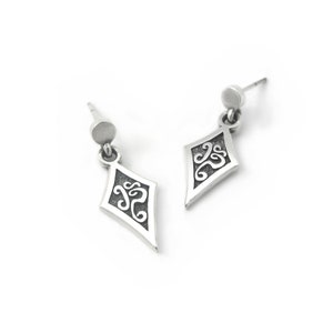 BT dia Silver Dangle Earrings, Sterlingworth Kpop Unisex Studs, Long Dorp Earrings, Women Mens Earrings, Kpop earring