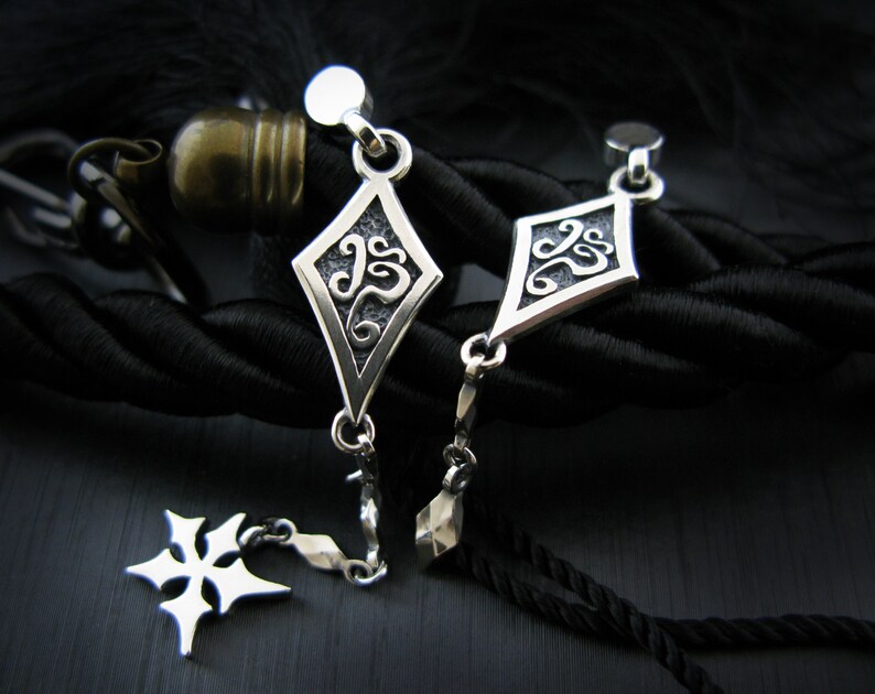 BT dia-DZ Unbalance Silver Dangle Earrings Women Mens Earrings Sterlingworth Kpop Unisex Studs Long Dorp Earrings
