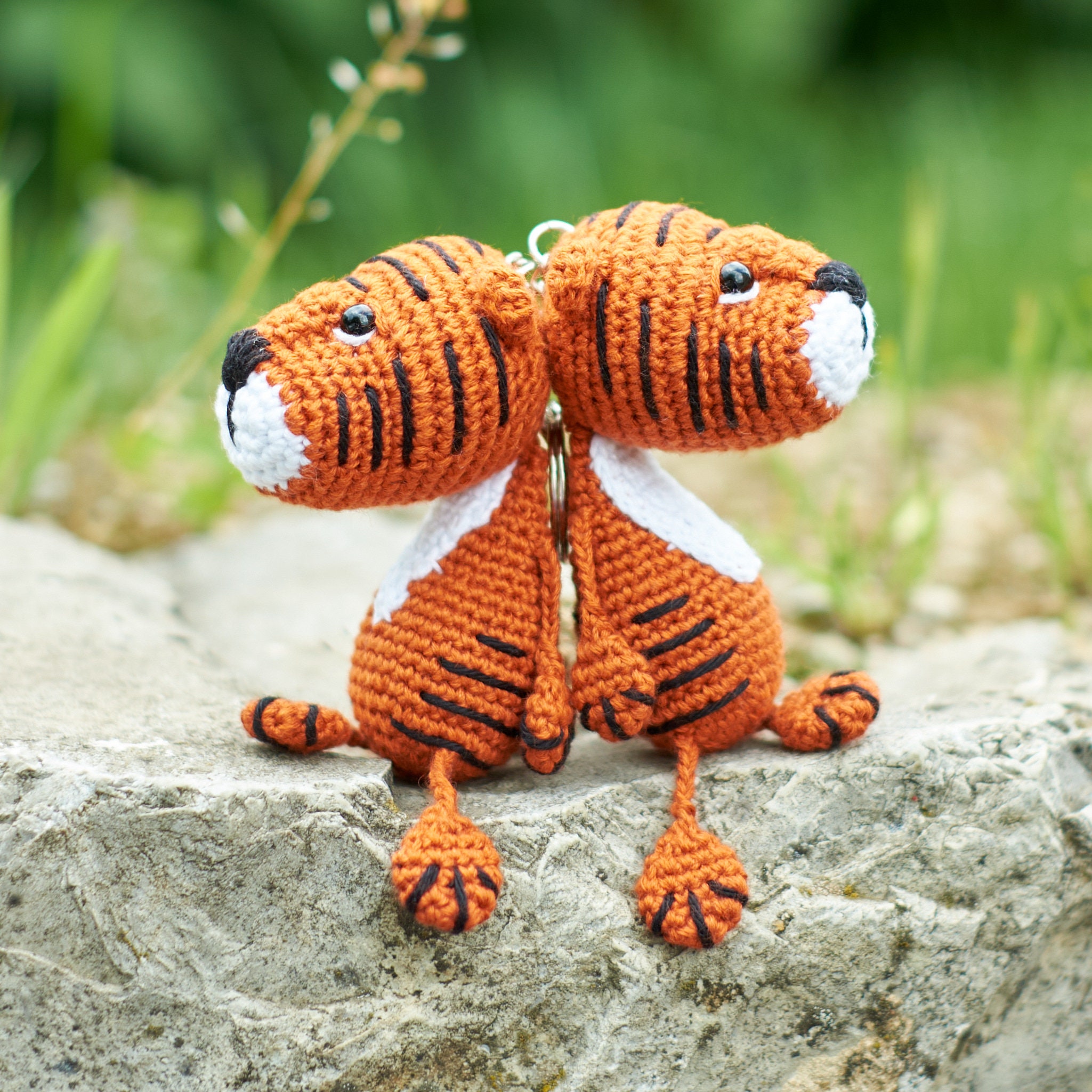 Tiger crochet pattern, amigurumi animal keychain