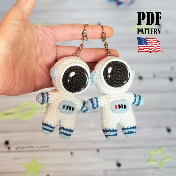 PDF Crochet Pattern Spaceman Keychain. Amigurumi Astronaut Handmade Toy. Cosmonaut Keyring (Englisht tutorial)