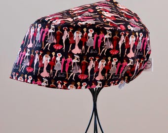 Women’s Vintage B on Black Toggle-back Scrub Hat or Surgical Cap  All Cotton/Bonnet ou Chapeau de chirurgie ajustable à l'arrière