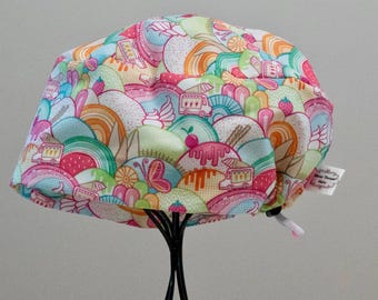 Women’s Summer Fun Toggle-Back Scrub Hat or Surgical Cap  All Cotton/Bonnet ou Chapeau de chirurgie ajustable à l'arrière