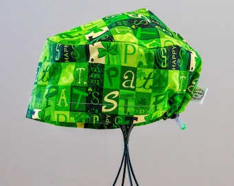 Women’s St Patty’s Day Toggle-Back Scrub Hat or Surgical Cap  All Cotton/Bonnet ou Chapeau de chirurgie ajustable à l'arrière