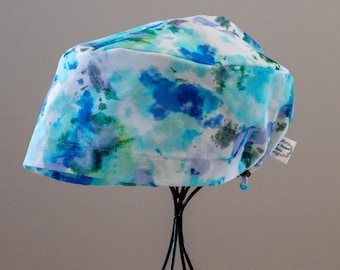 Women’s  Shades of Blue Toggle-Back Scrub Hat or Surgical Cap All Cotton/Bonnet ou Chapeau de chirurgie ajustable à l'arrière