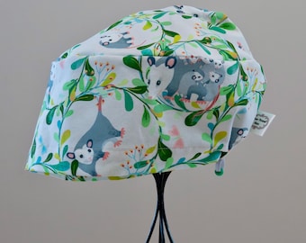 Women’s Opossums Toggle-back Scrub Hat or Surgical Cap  All Cotton/Bonnet ou Chapeau de chirurgie ajustable à l'arrière