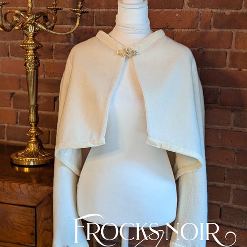 Wedding jacket, bridal accessory, Victorian wedding jacket, romantic wedding, formal jacket, evening accessory, hand sewn pearls, velvet