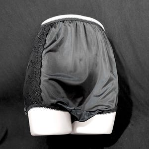 Size 10/11 Smooth Soft Shiny Black Vintage Nylon Granny Panties with Lace Sides