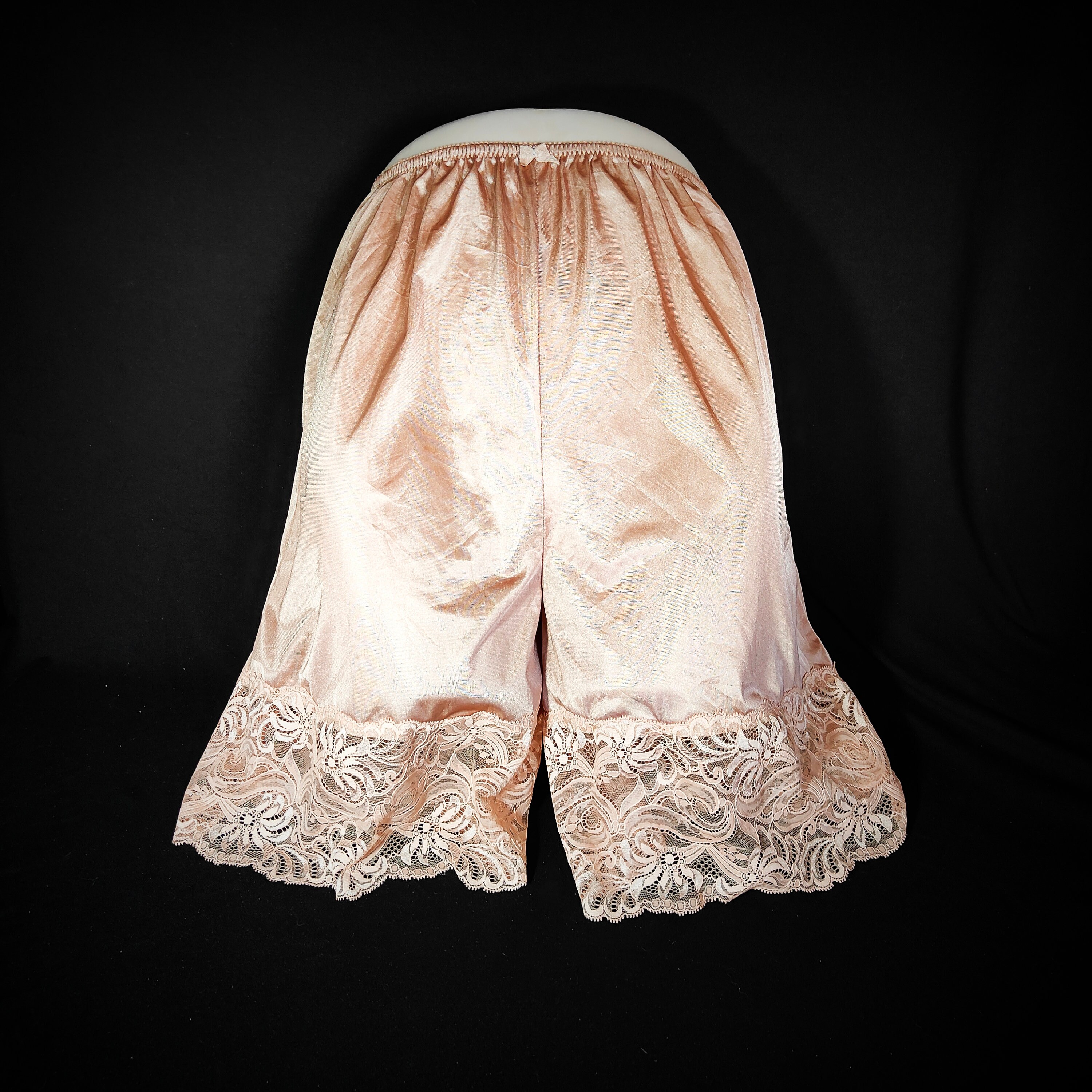 Lovely Soft Smooth Gold Beige Vintage Nylon Pettipants Bloomers With Sheer  Lace Bottom Size 7-8 