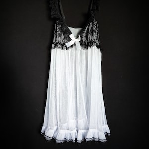 Sheer White Babydoll Lingerie: Black Lace Trim, Size M/L