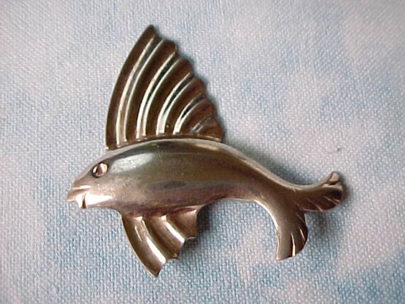 Vintage Trifari Playful Dolphin Brooch