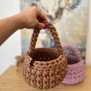 Video instructions Crochet your Easter basket or basket with handle with Iraqnithome / storage basket instructions image 2