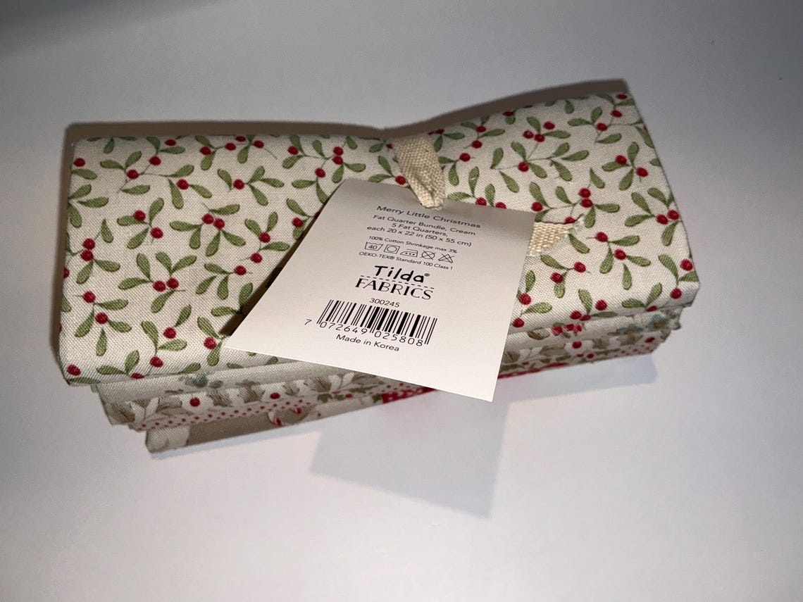 Tilda Merry Little Christmas Fat Quarter Bundle. 10 Fat Quarters. and ...