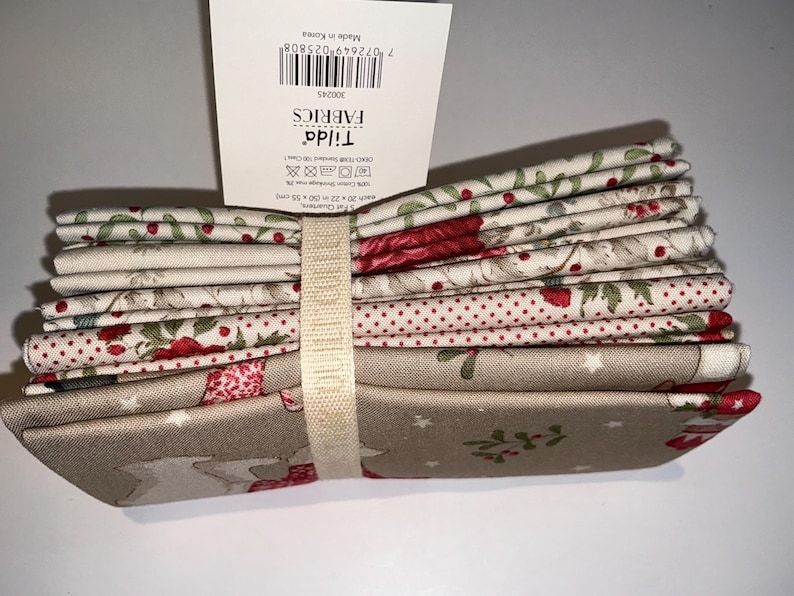 Tilda Merry Little Christmas Fat Quarter Bundle. 10 Fat Quarters. and ...