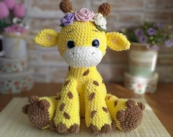 Crochet giraffe, giraffe toy, knitted giraffe, the cutest giraffe, gift , safari toy, giraffe with flowers, stuffed giraffe