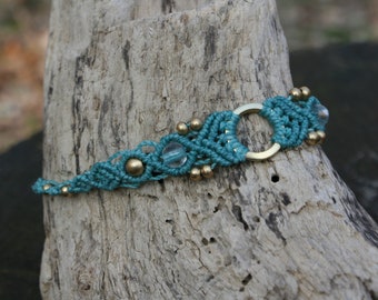 Macrame Luna bracelet