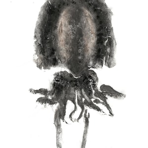 Originaler Tintenfisch-Gyotaku, schwarze und braune Tinte auf japanischem Papier. Traditionell. Innendekoration, japanische Kunst.