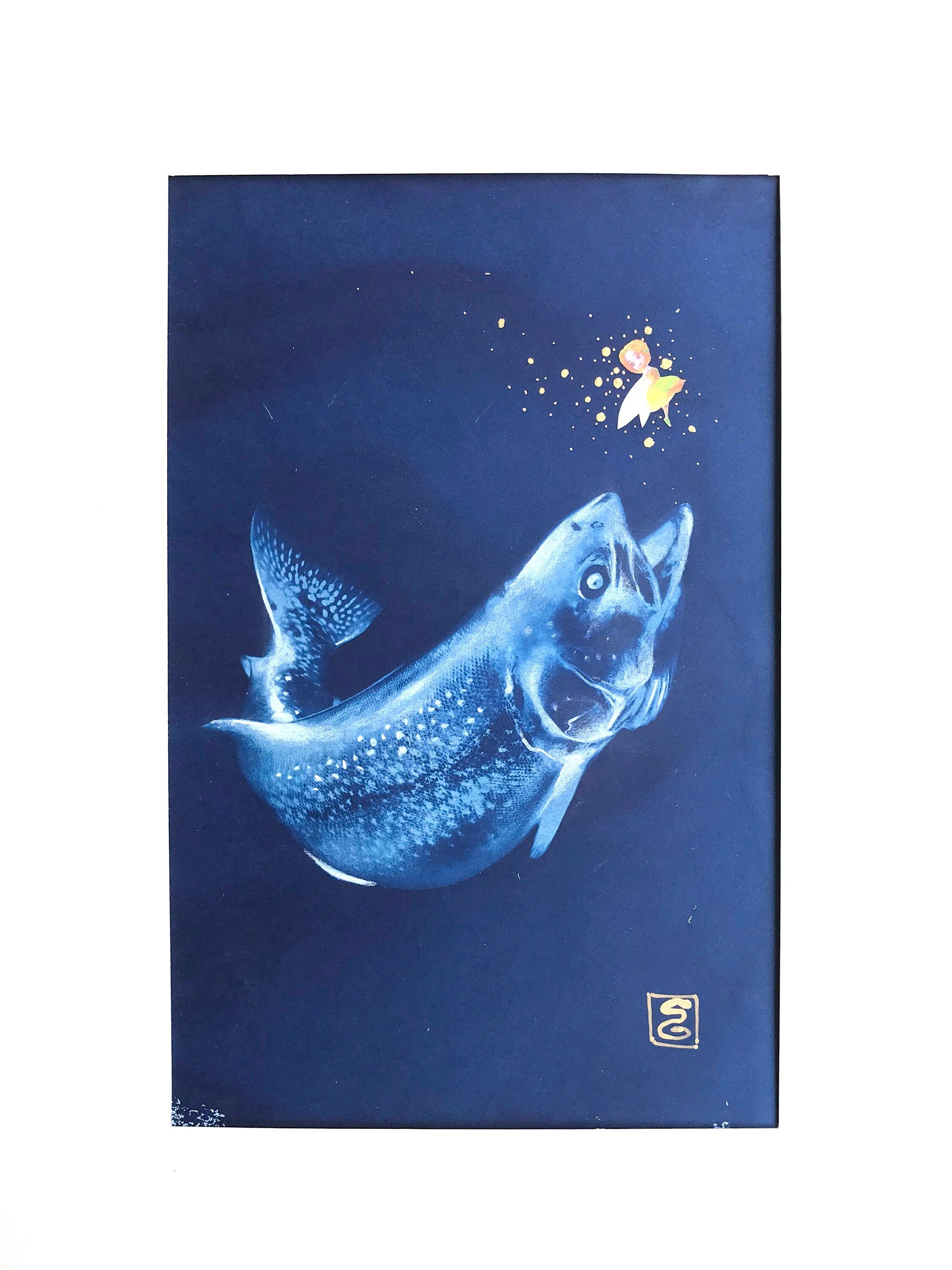 Cyanotype de Truite avec Collage et Peinture Or, Procédé Photographique Ancien, Déco Marine, Art Pho