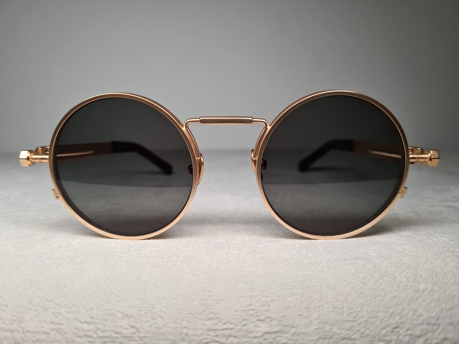 Occhiali Da Sole Vintage Steampunk Rossi Da Uomo Rotondi Punk Lega Metallo Retrò Occhiali Da Sole Stile Gotico Occhiali Da Sole Da Donna, Occhiali Da Sole Polarizzati Da Uomo Occhiali Da Sole - Foto 9