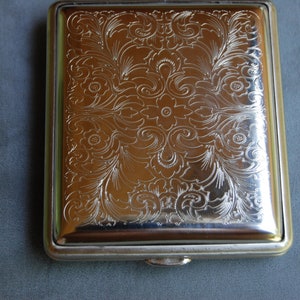 Cigarette/card case. Hard wallet carry  pocket case Florentine design  handmade in Germany