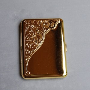 Estuche florentino de Venecia de latón y oro de una sola cara