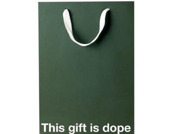 Zabawna torebka prezentowa dla palacza: „Zdecydowanie nie zioło” z papieru pakowego