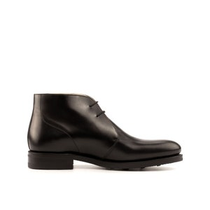 High-quality, British Dainite Chukka Boots (Black, Brown, Leather, Suede)