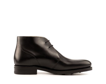 High-quality, British Dainite Chukka Boots (Black, Brown, Leather, Suede)