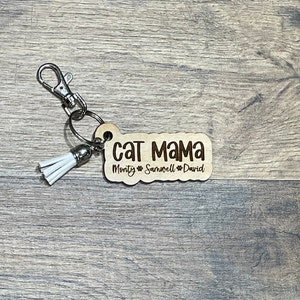 Cat Mama Keychain, Car Key Charm, Wooden Engraved Keychain, Cat Mama Gift, Customizable Cat Mama Keychain, Cat Mom Gift, Cat Mom