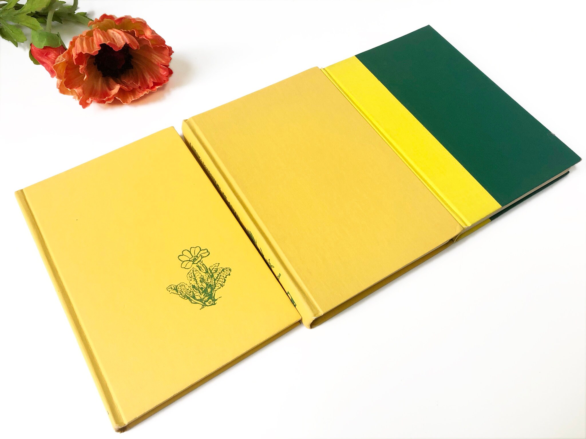 Vintage Yellow FLOWER/PLANT Book Set For Decor Vintage Garden Etsy