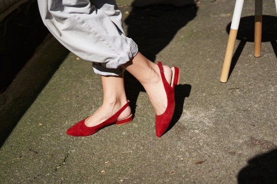 low heeled slingback shoes
