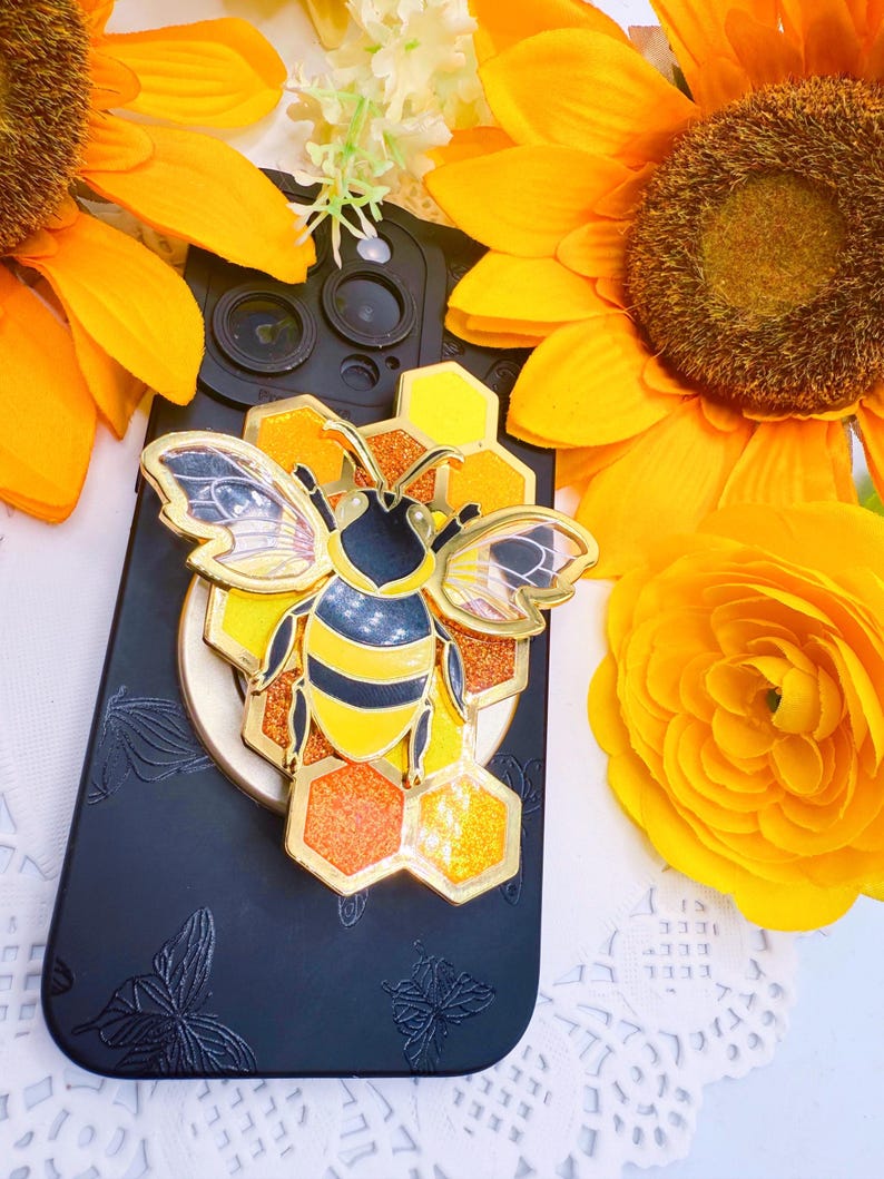 AliceLolitaCreations Bumblebee Enamel Phone Grip - Thumbnail 2