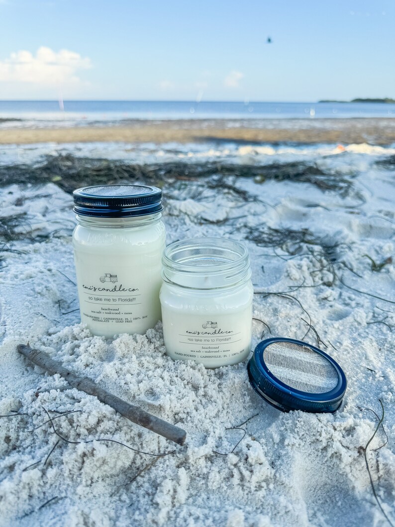 Beachwood Soy Candle - Thumbnail 3