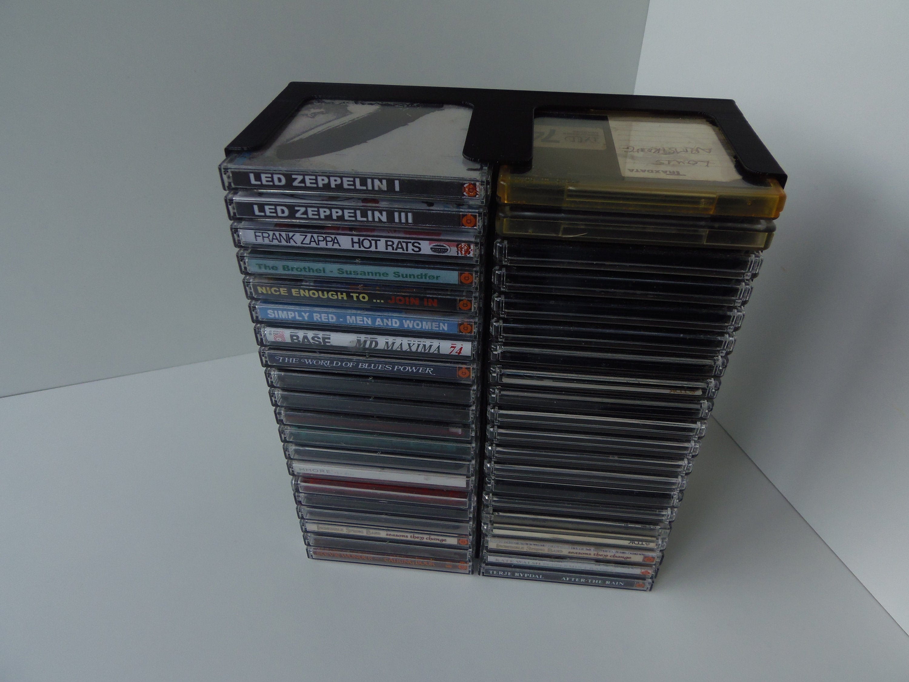 Compact disc digital audio CD収納ボックスビンテージ Amazon | 高品位プラケース スリム 1枚収納 COMPACT disc