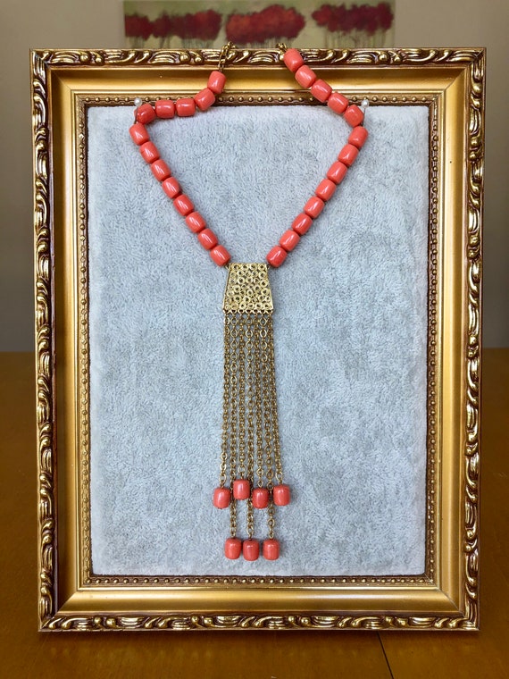 Groovy Coral Beaded and Gold Dangly Necklace - image 1