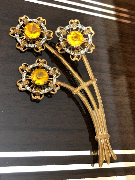 Delightful Celluloid Floral Brooch View 3