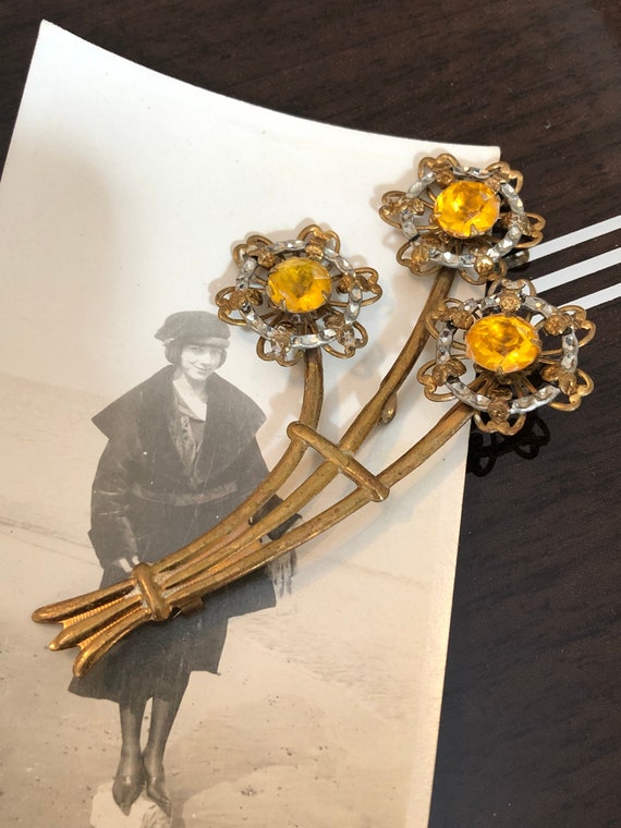 Delightful Celluloid Floral Brooch