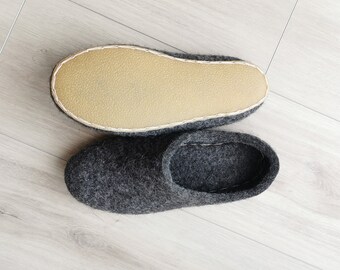 Slip on shoes,women slippers, wool clogs, mules