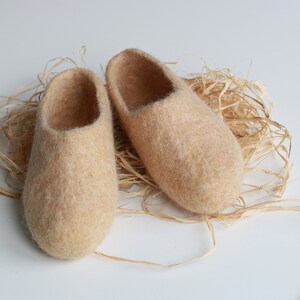 Beige Handmade wool Kids slippers,US sizes,  toddler slippers, baby gift, personalized kids, gift for kids