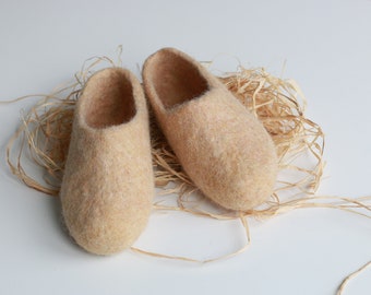 Beige Handmade wool Kids slippers,US sizes,  toddler slippers, baby gift, personalized kids, gift for kids