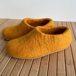 Orange / yellow wool slippers for kids / US sizes / toddler slippers / perfect handmade gift / boiled wool slippers for children