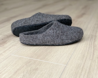 Handmade Felted Wool Slippers: Cozy Unisex Home Shoes