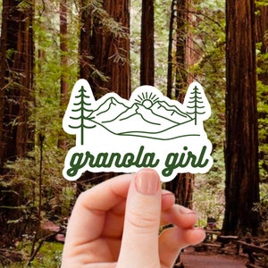 Adesivo Granola Girl - Decalque estético de vinil de montanha, presente para parque nacional, Forestcore, presente de viagem para ela, presente para namorada, melhor amiga