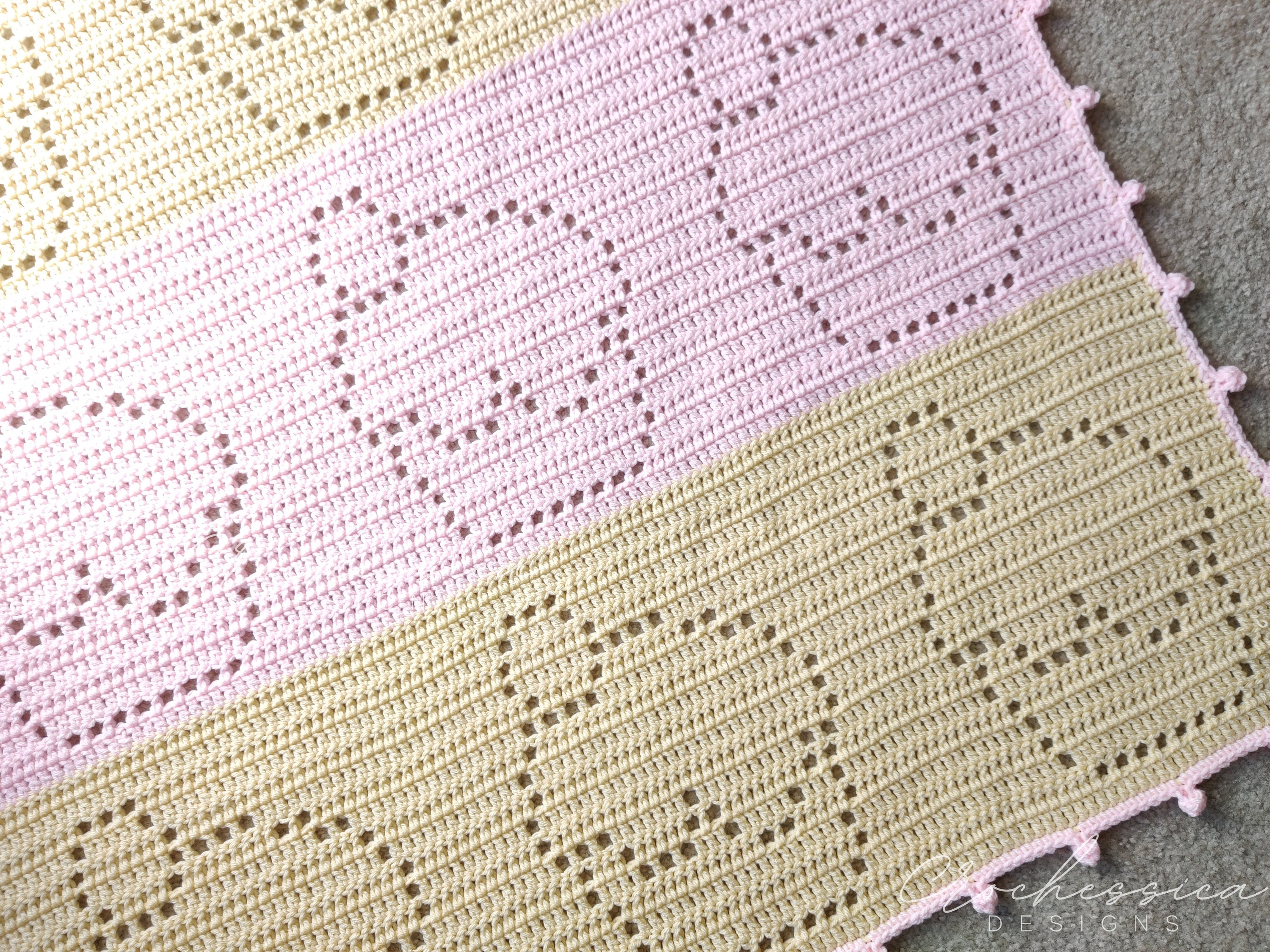 36 Cupcake Crochet Patterns for Sweet Amigurumi, Holiday Decor, and Play Food 9 Cupcakes Filet Crochet Blanket