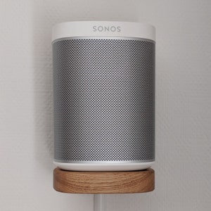 sonoshelf wall mount for Sonos ONE and PLAY:1 made of solid wood image 1