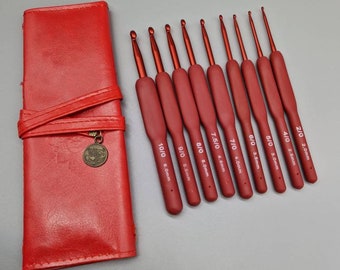 Uncinetti con custodia Red Häkelnadeln Set 9 Stück Häkelnadeln Rot Etui Häkelnadel häkeln Geschenkidee