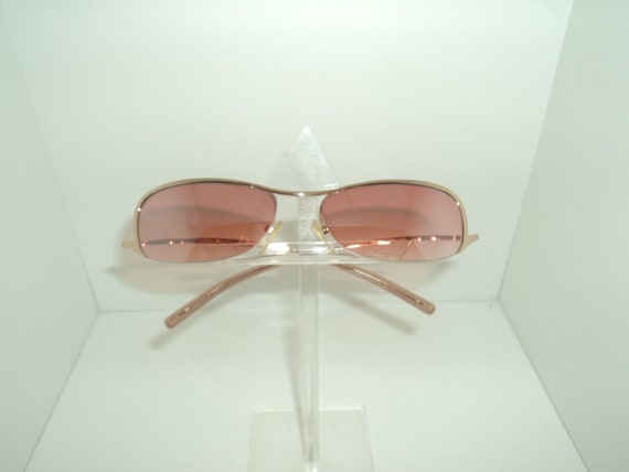 Furla Pinky-gold Fashion Sunglasses, Model Spring Day  display picture 1